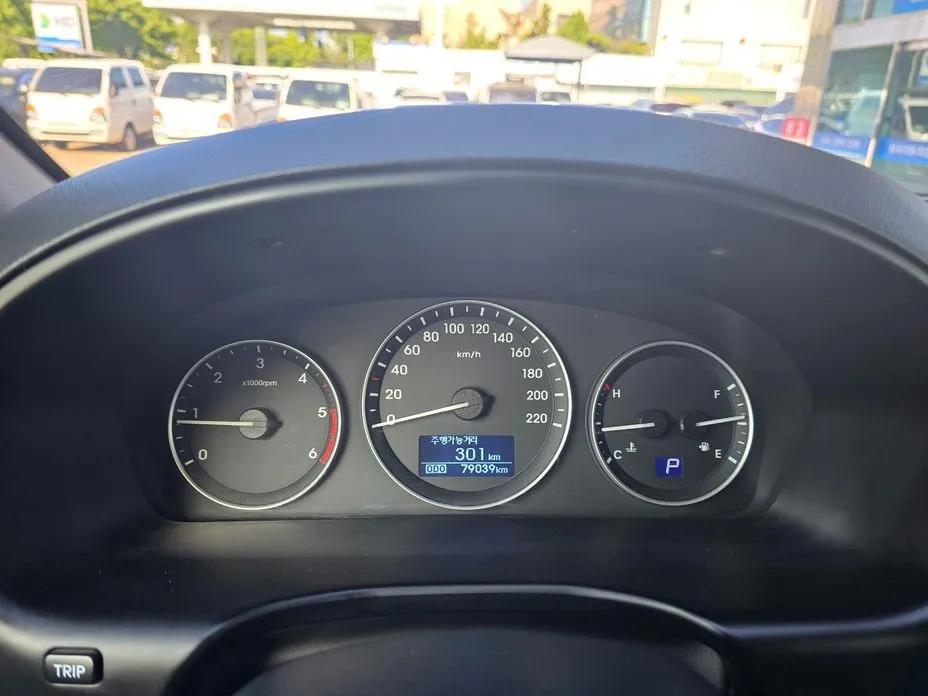 Hyundai Starex — фото 10