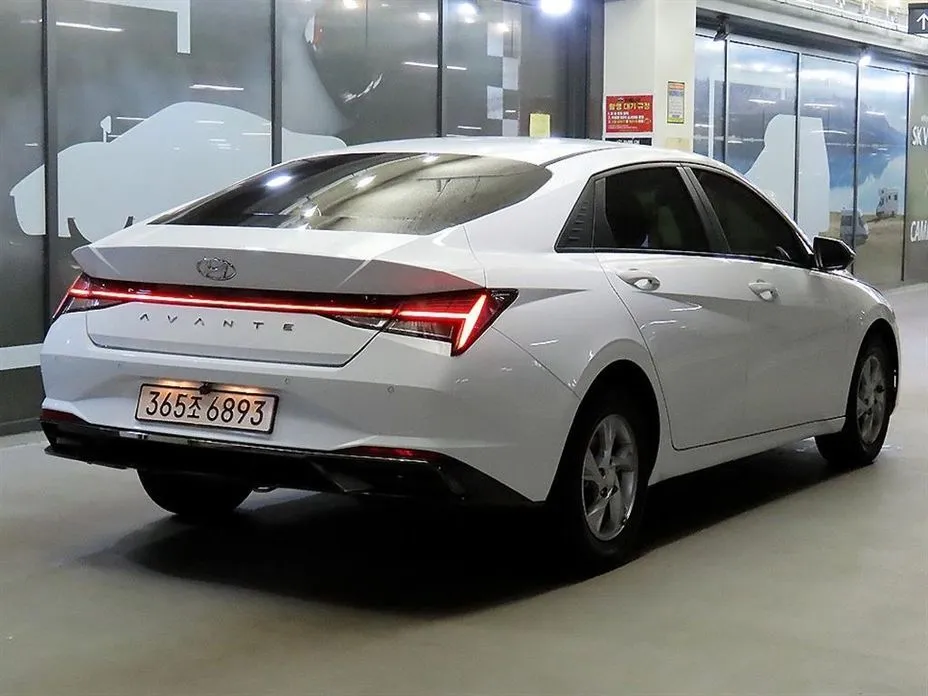 Hyundai AVANTE — фото 9