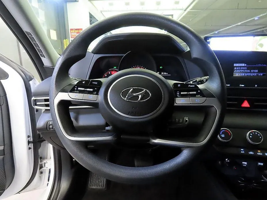 Hyundai AVANTE — фото 6