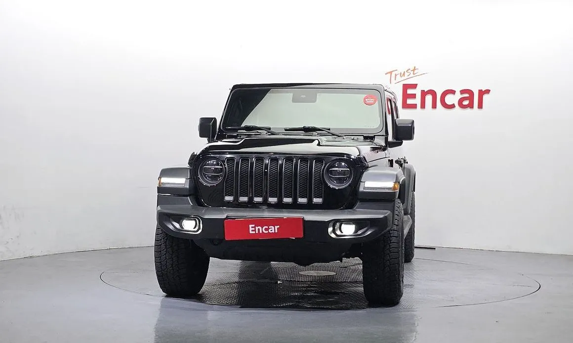 Jeep Wrangler — фото 6