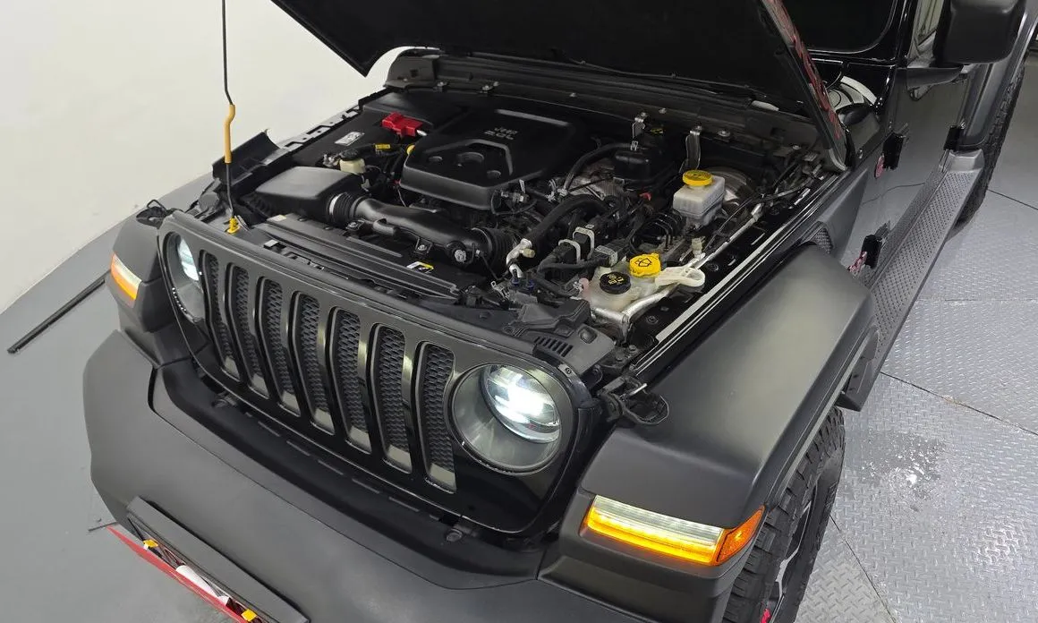 Jeep Wrangler — фото 8