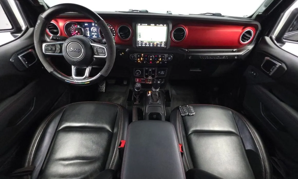 Jeep Wrangler — фото 10