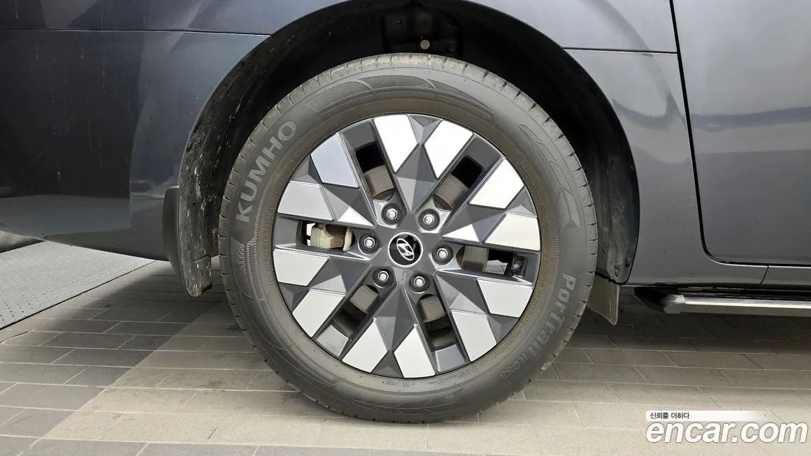 Hyundai Staria — фото 6