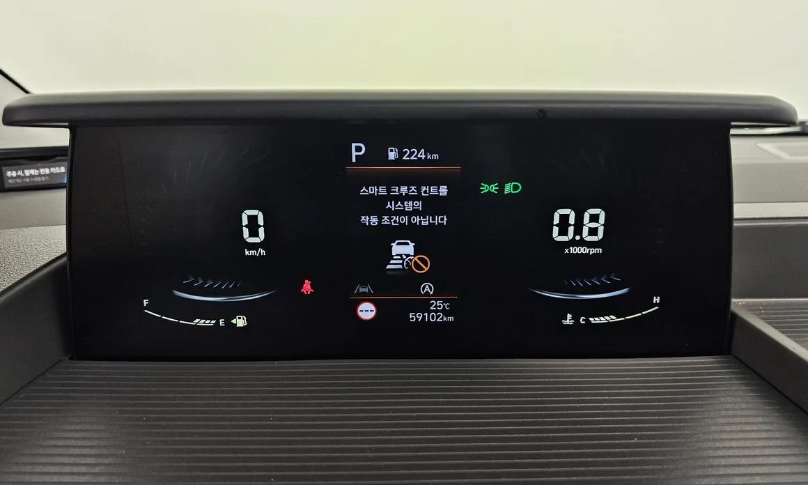 Hyundai Staria — фото 2