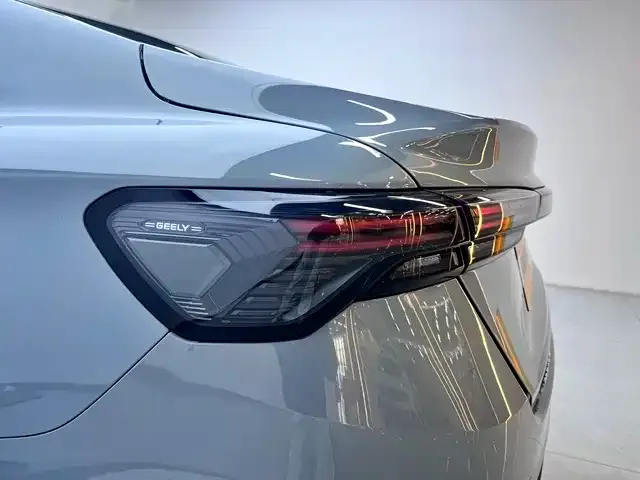 Geely Binrui — фото 4