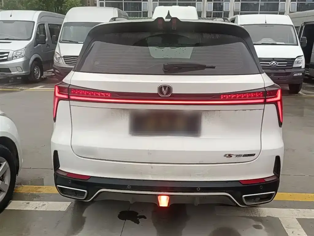 Changan CS75PLUS — фото 4