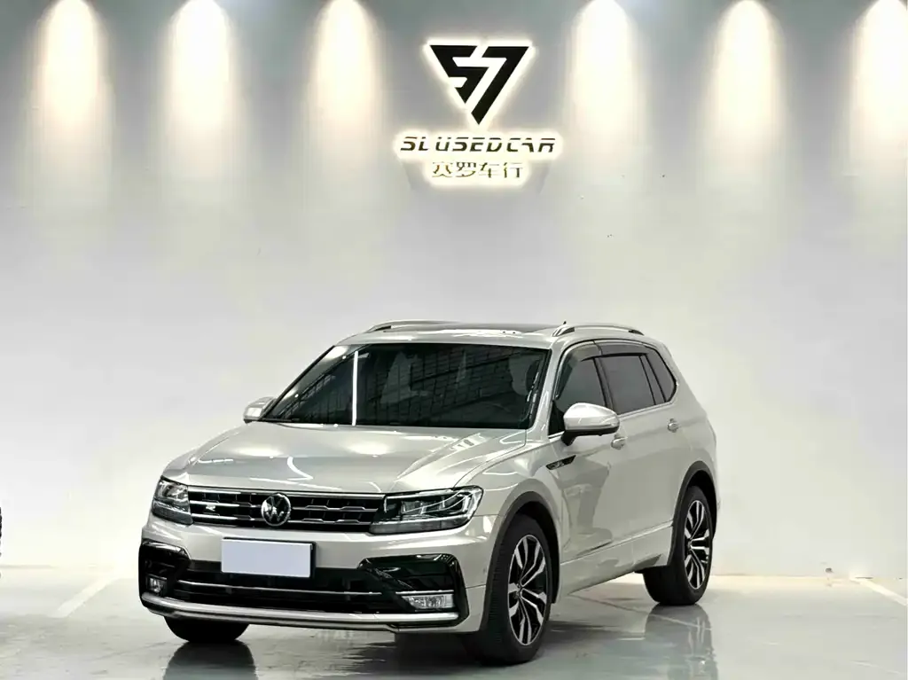 Volkswagen Tiguan L — фото 5