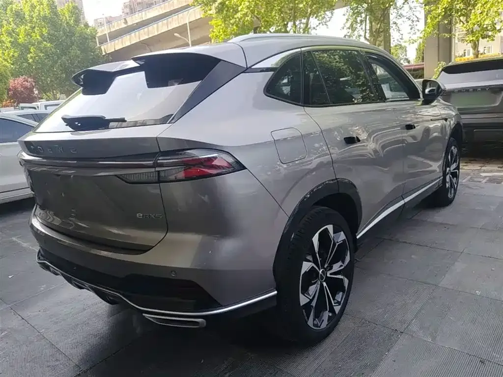 Roewe RX5 New Energy — фото 4