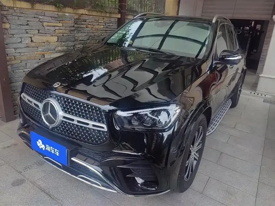 Mercedes-Benz GLE — фото 1