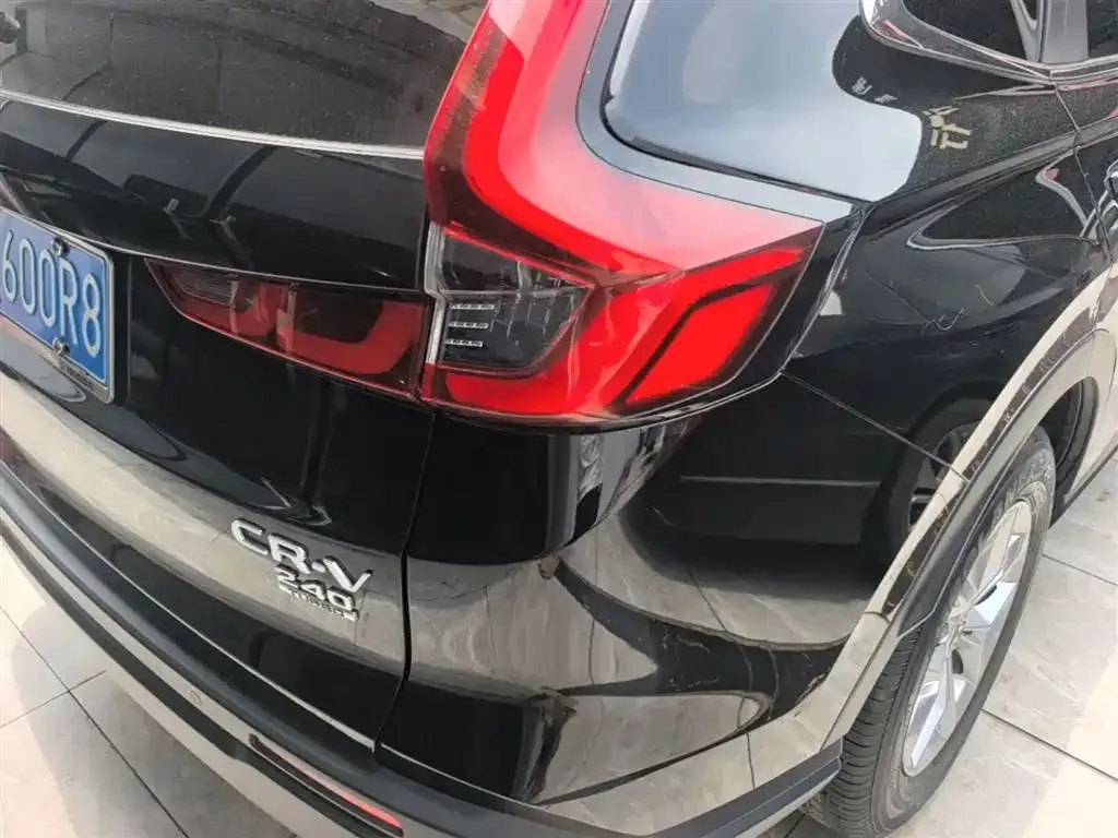 Honda CR-V — фото 6