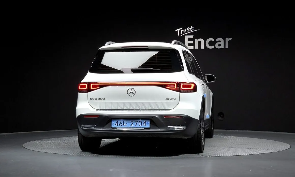 Mercedes-Benz EQB — фото 2