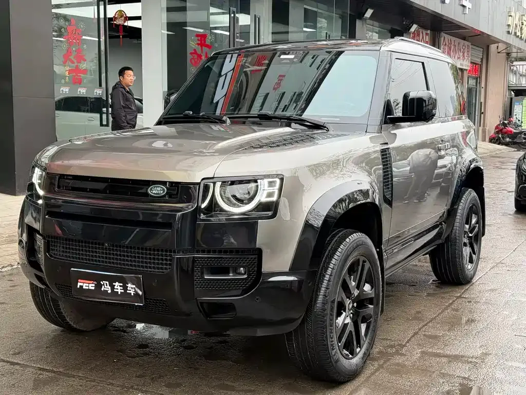 Land Rover Defender — фото 9