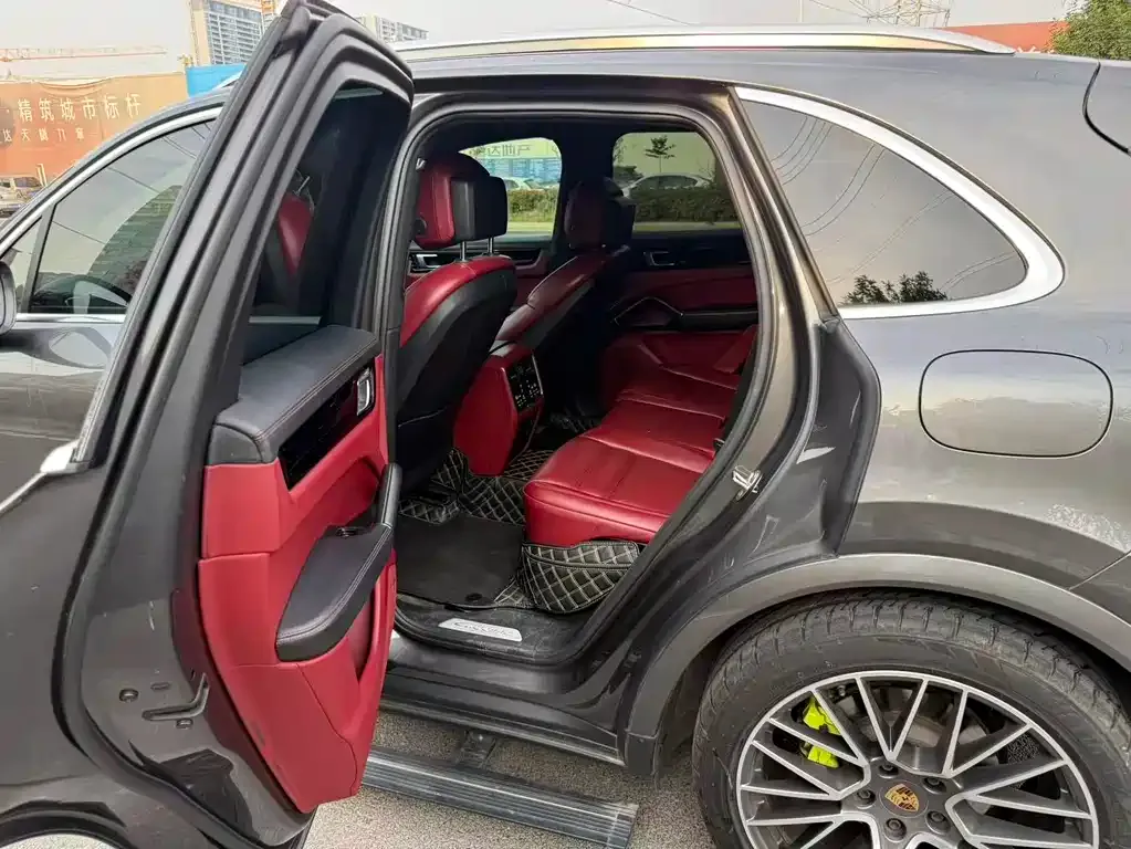 Porsche Cayenne Hybrid — фото 2