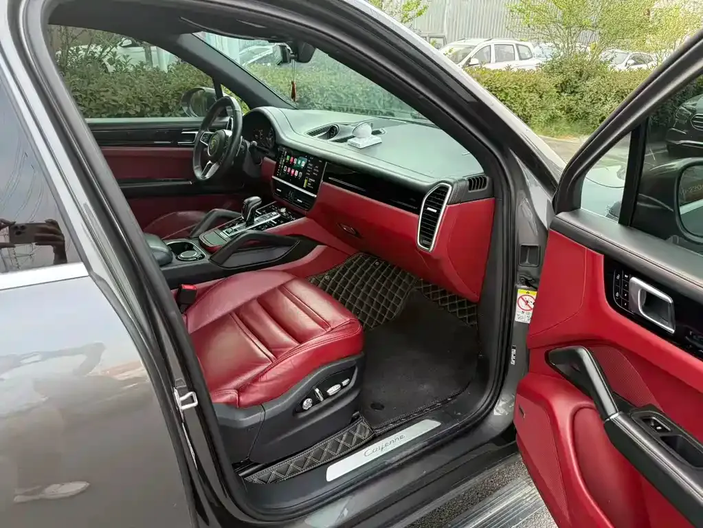 Porsche Cayenne Hybrid — фото 4