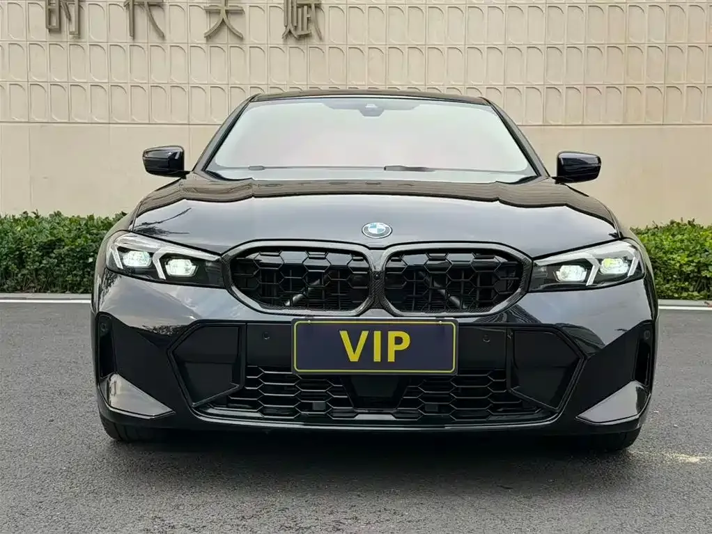 BMW 3 Series — фото 1