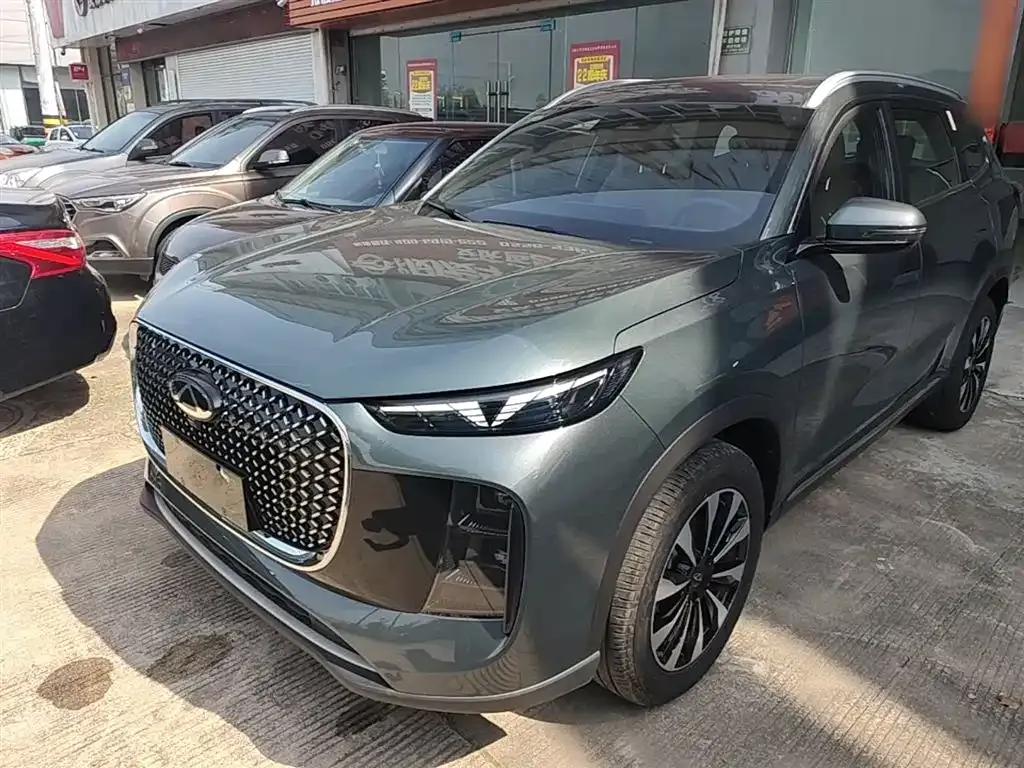 Chery Tiggo 8 PLUS — фото 1