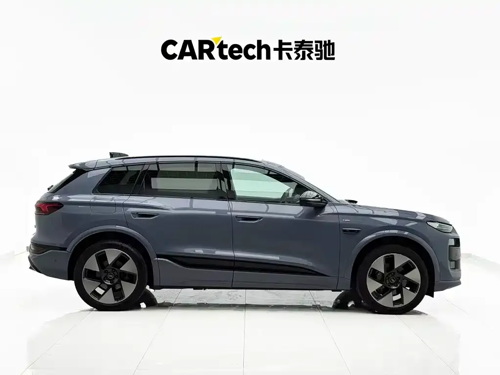 Audi Q6L e-tron — фото 9
