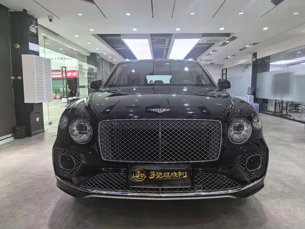 Bentley Bentayga — фото 3