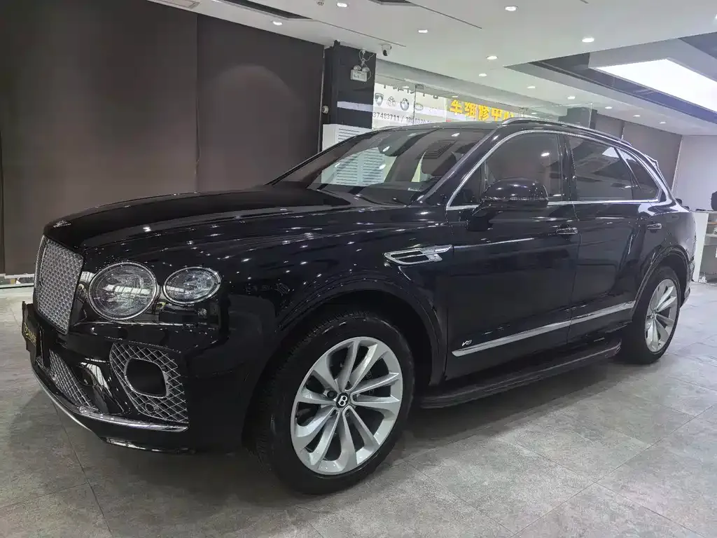 Bentley Bentayga — фото 5