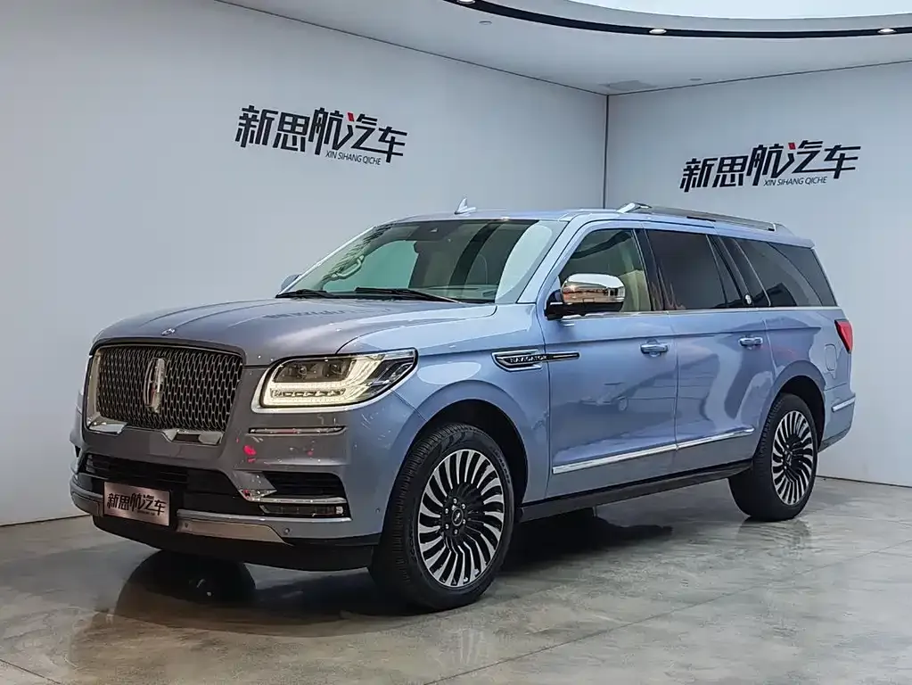 Lincoln Navigator — фото 1