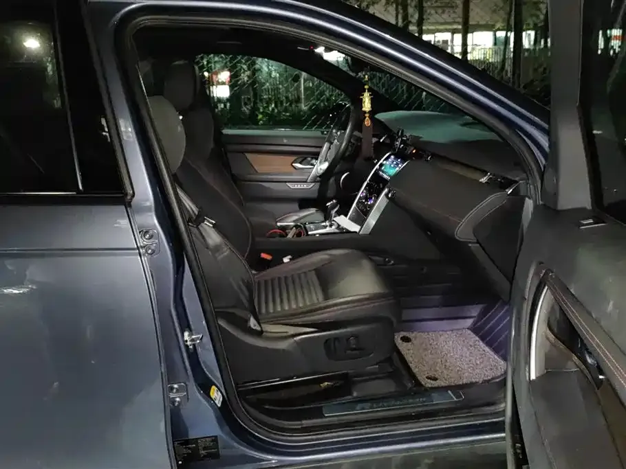 Land Rover Discovery Sport Hybrid — фото 8