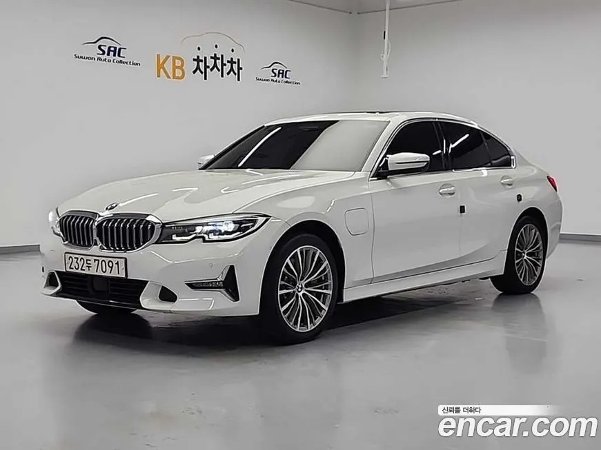 BMW 3-Series — фото 1