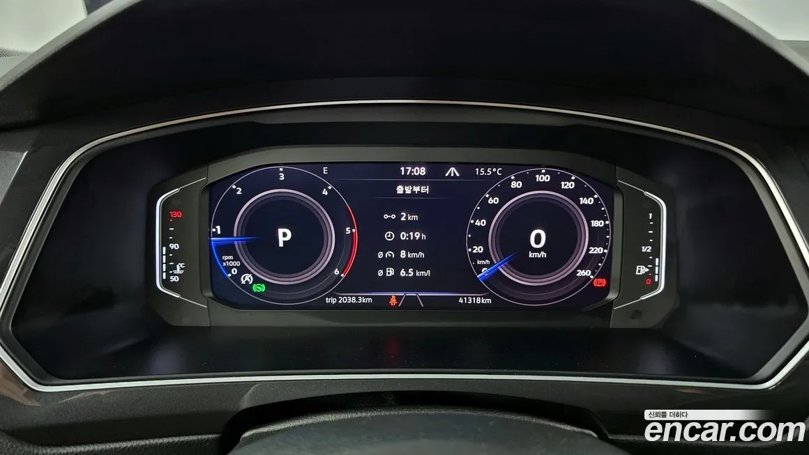 Volkswagen Tiguan — фото 5