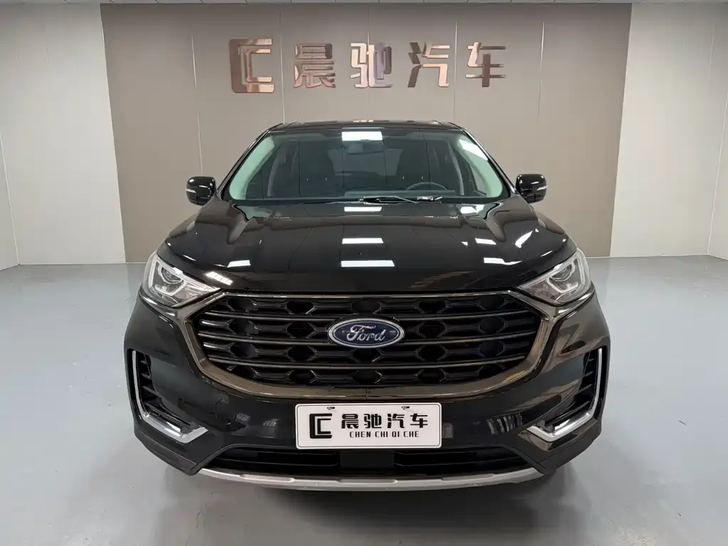 Ford Edge — фото 3