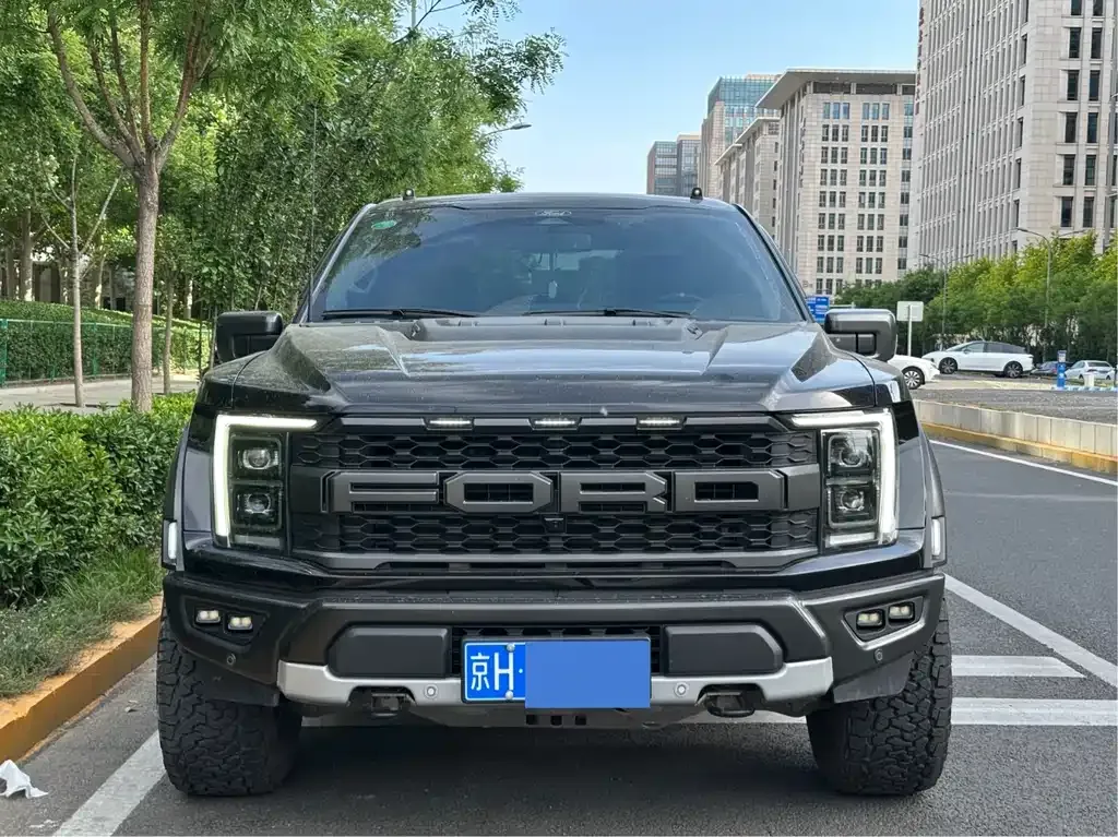 Ford F-150 Raptor — фото 9