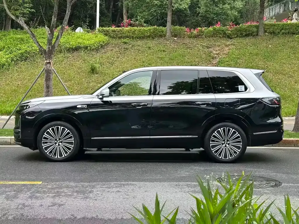 Geely Galaxy M9 — фото 9