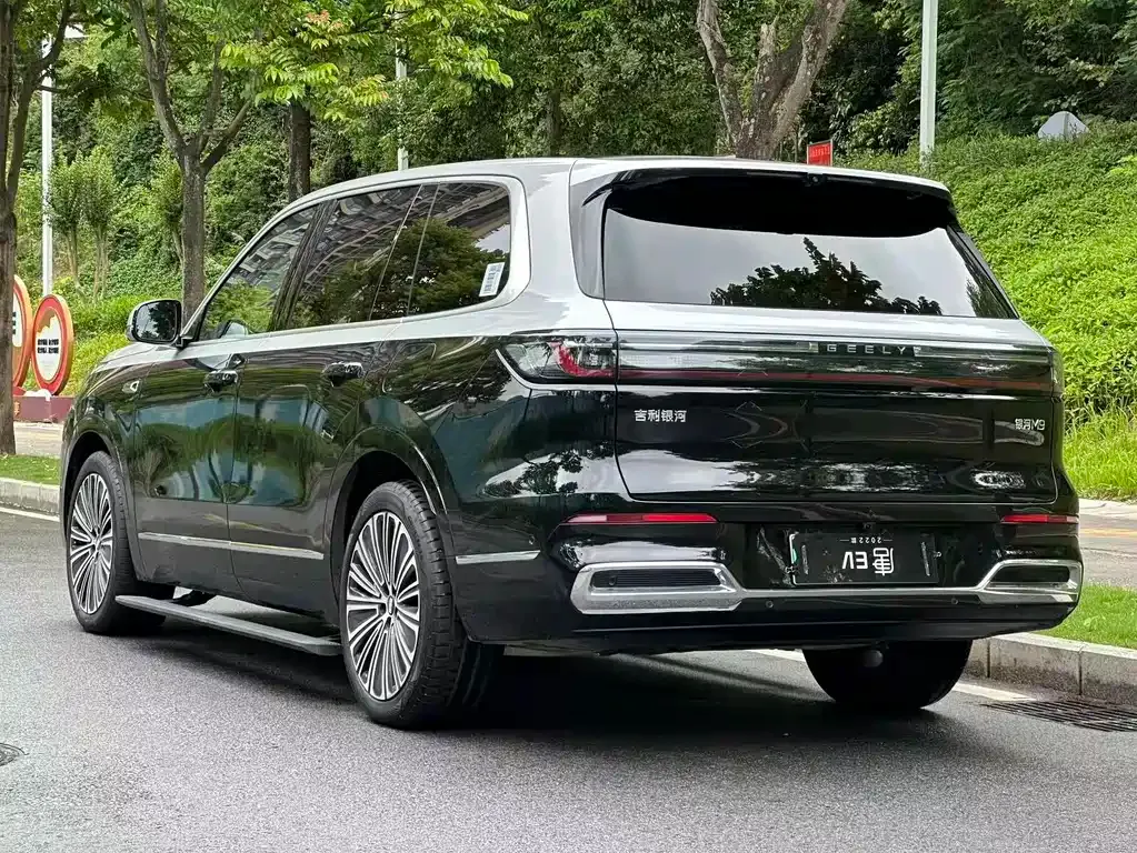 Geely Galaxy M9 — фото 8