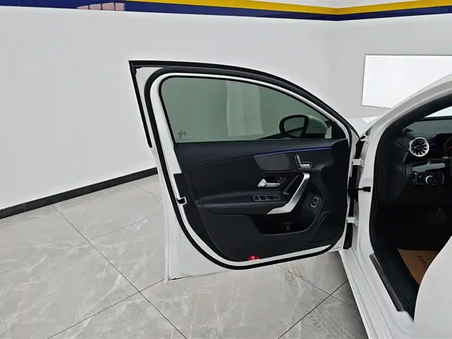 Mercedes-Benz A-Class — фото 2