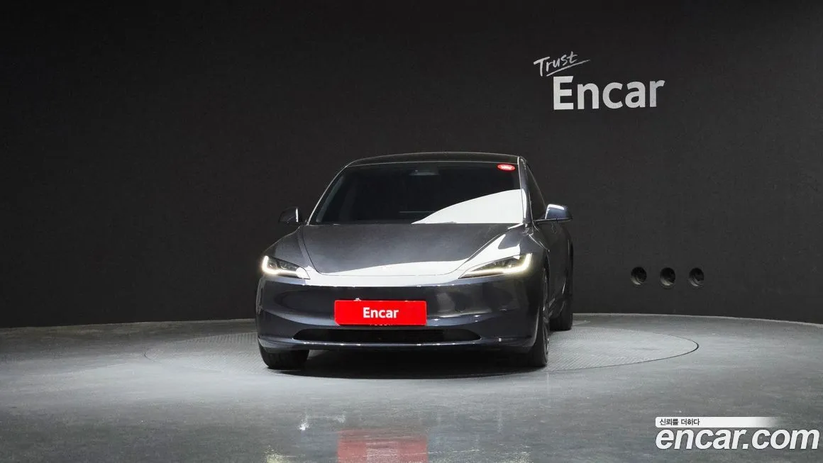 Tesla Model 3 — фото 5