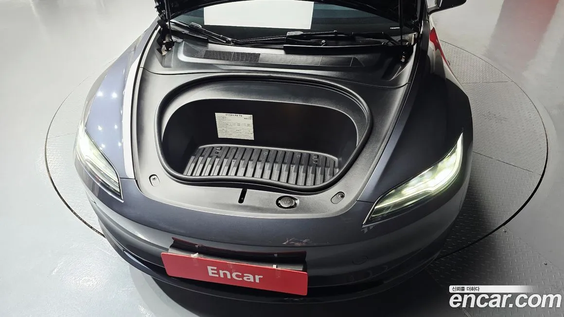 Tesla Model 3 — фото 6