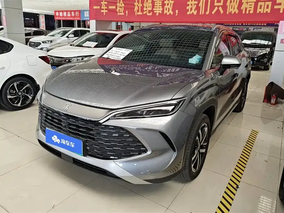 BYD L DM-i — фото 1