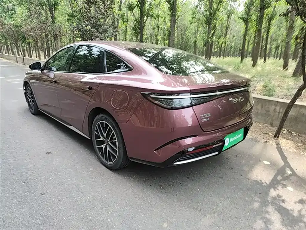 BYD Seal — фото 3