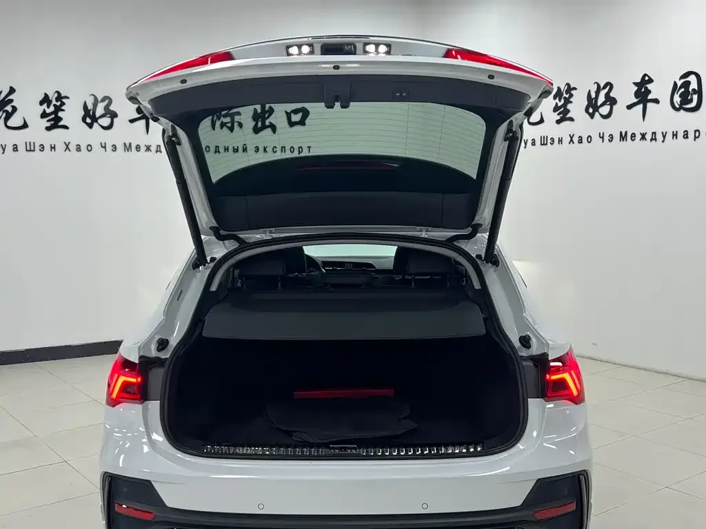 Audi Q3 Sportback — фото 6
