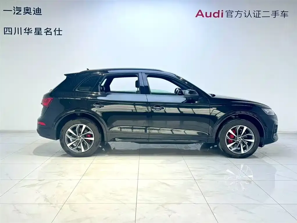 Audi Q5L — фото 4