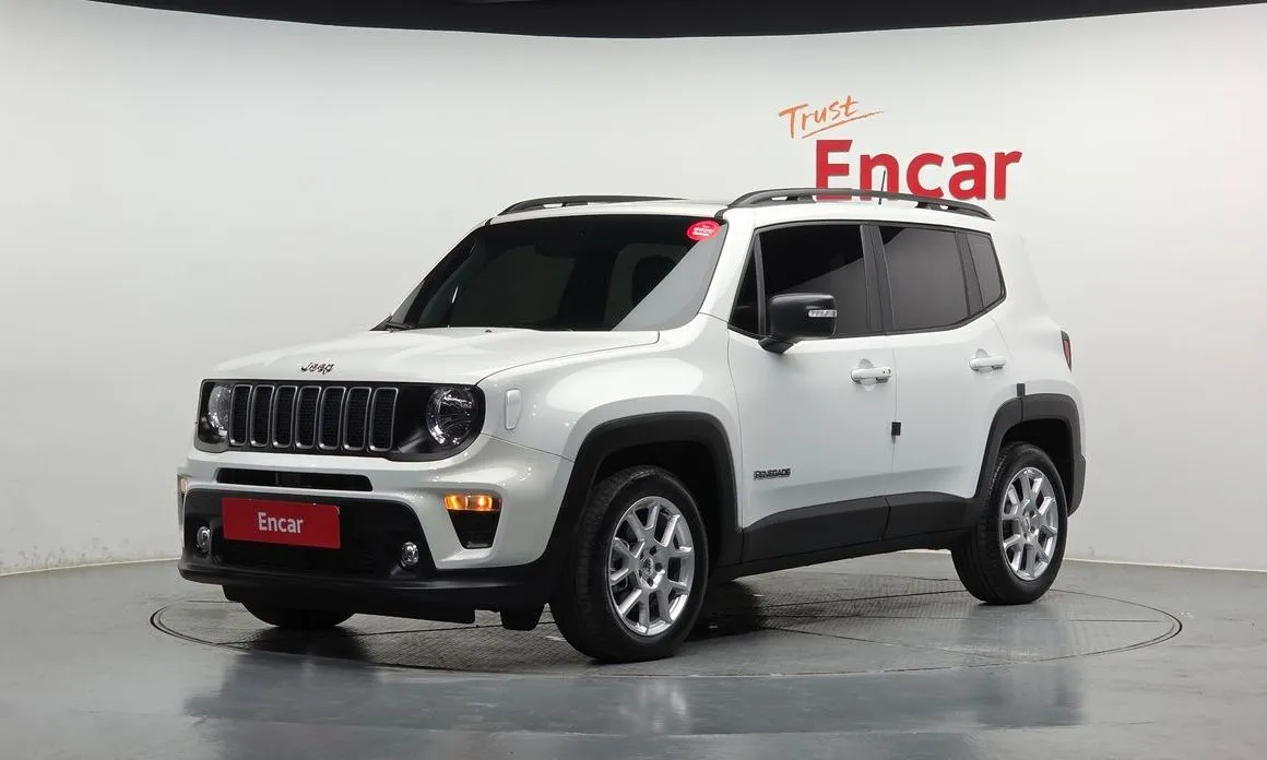 Jeep Renegade — фото 1