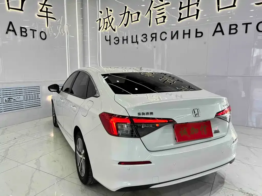 Honda Civic — фото 10