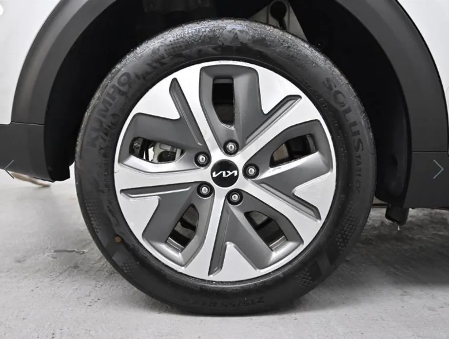 Kia Niro — фото 8