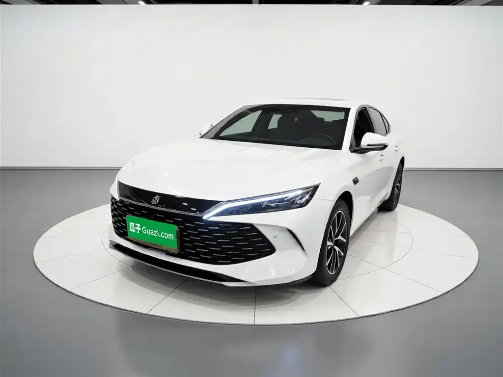BYD Qin L — фото 9