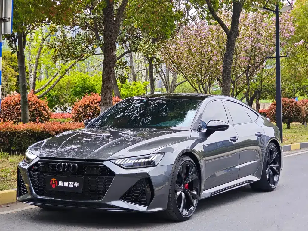 Audi RS 7 — фото 6
