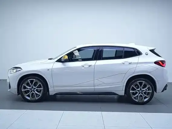 BMW X2 — фото 10