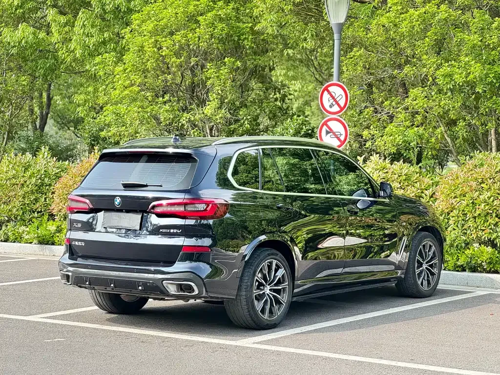 BMW X5 — фото 7
