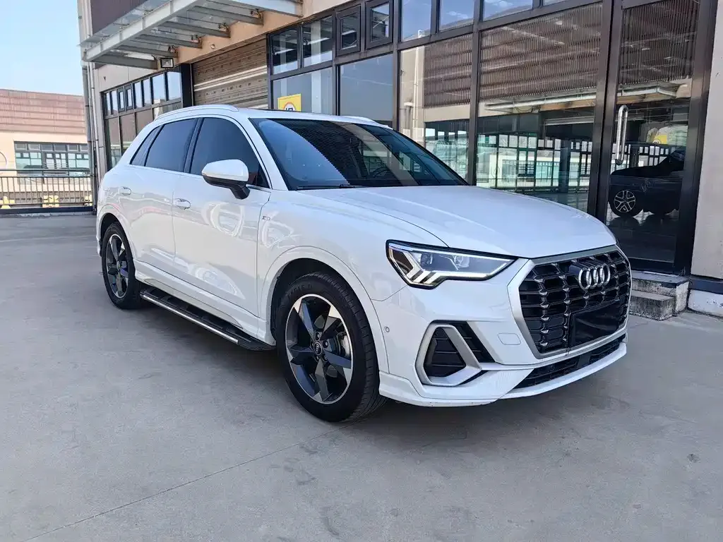 Audi Q3 — фото 5