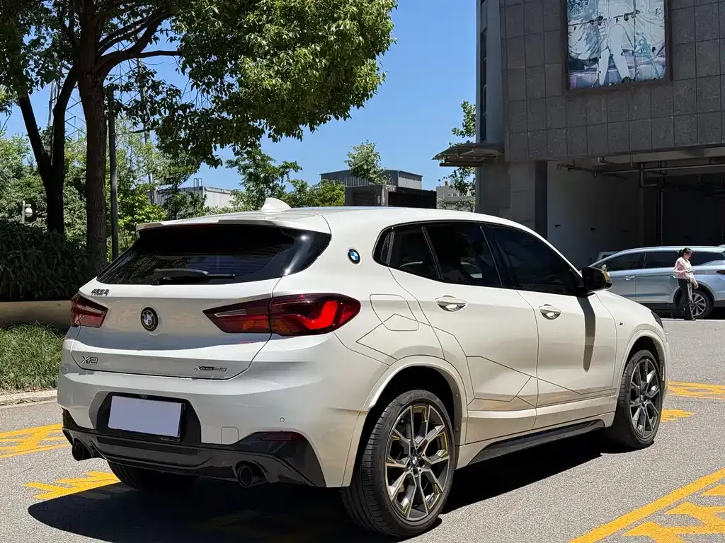 BMW X2 — фото 6