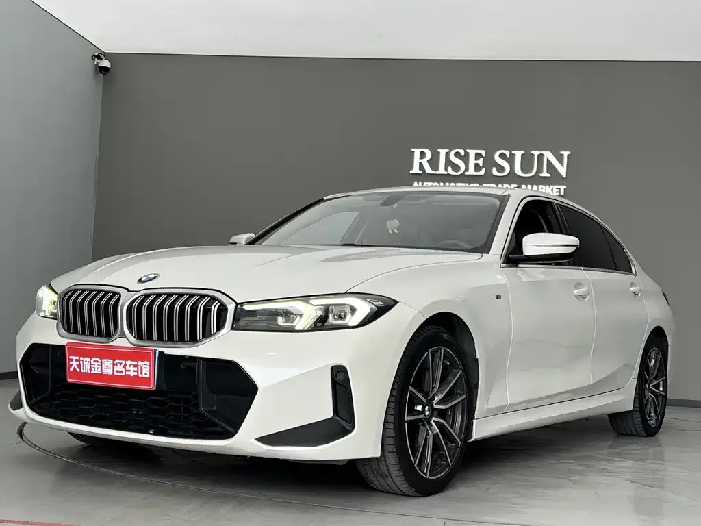 BMW 3 Series — фото 1