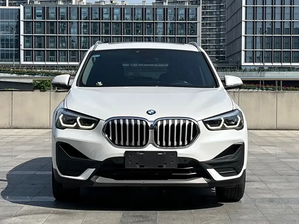 BMW X1 — фото 3