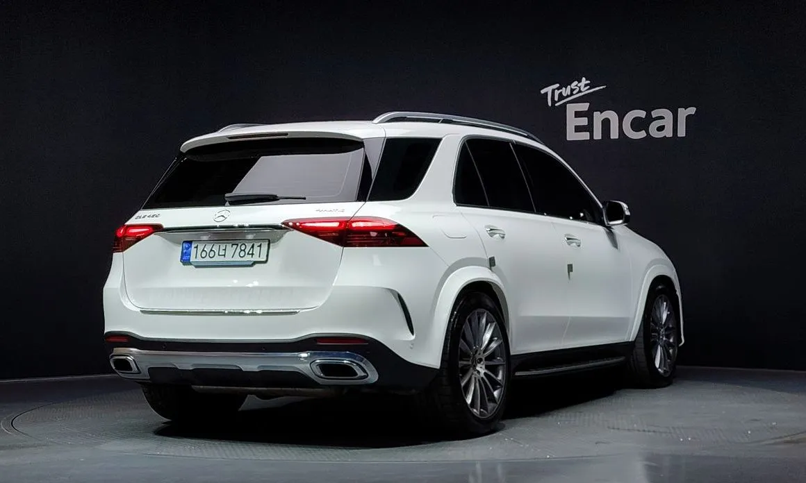 Mercedes-Benz GLE-Class — фото 8